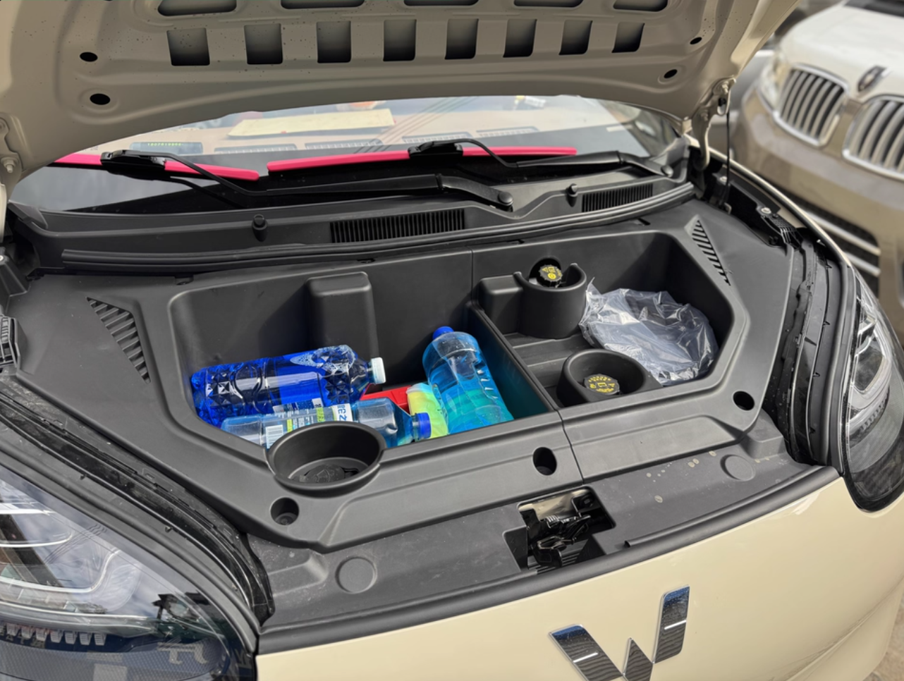 Xevaban.com 214 Giải Phóng là đơn vị chuyên cung cấp đồ chơi bingo, phụ kiện bingo, phụ kiện oto, đồ chơi oto, xevaban, 214 giải phóng, hộp đồ cốp trước bingo, cốp trước bingo, hộp để đồ cốp trước bingo.